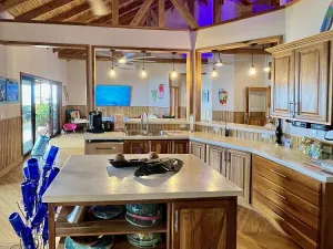 Prodej rodinného domu, Coxen Hole, Roatán, Honduras, 419 m2