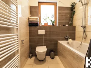 Pronájem bytu 1+kk, Praha - Modřany, Rorýsová, 38 m2