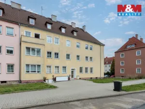 Prodej obchodního prostoru, Karlovy Vary, Moskevská, 85 m2