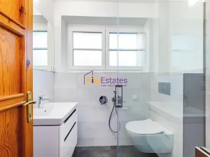 Pronájem rodinného domu, Praha - Šeberov, Zadní, 212 m2