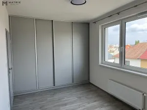Pronájem bytu 2+kk, Pardubice, Nová Tesla, 47 m2