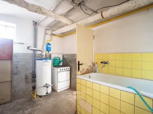 Prodej rodinného domu, Hustopeče, Komenského, 261 m2