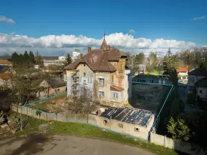 Prodej vily, Nový Bydžov, Třída B. Smetany, 500 m2