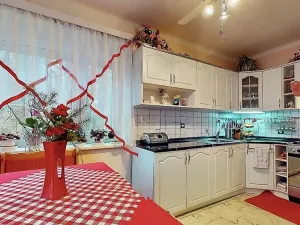 Prodej rodinného domu, Žulová, 239 m2