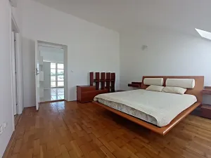 Prodej vily, Křižanov, Benešovo náměstí, 530 m2