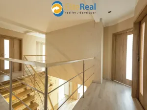 Prodej vícegeneračního domu, Příkazy, 344 m2