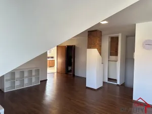 Pronájem bytu 2+kk, Zlín, 81 m2