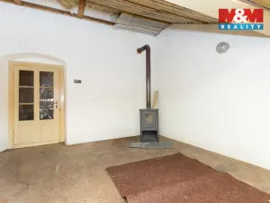 Prodej rodinného domu, Chrast, Náměstí, 200 m2