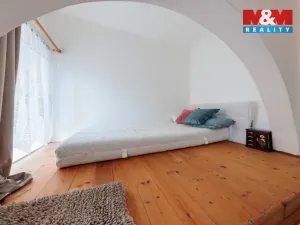 Prodej rodinného domu, Cheb, Kostelní náměstí, 148 m2