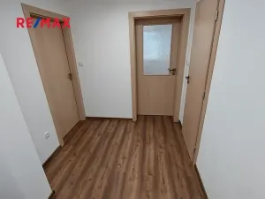 Pronájem bytu 2+kk, Rousínov, 40 m2