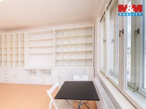Pronájem bytu 1+kk, Praha - Dejvice, Kafkova, 33 m2