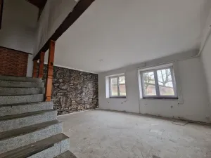 Prodej rodinného domu, Svojšín, 230 m2