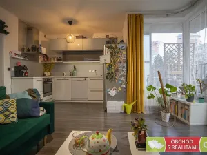 Pronájem bytu 2+kk, Praha, Janýrova, 57 m2