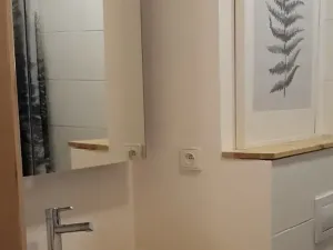 Pronájem bytu 1+1, Nové Město nad Metují, Nad Stadionem, 34 m2