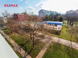 Prodej bytu 1+kk, Praha - Prosek, Vysočanská, 37 m2