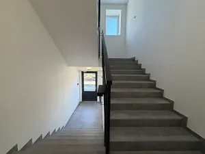 Pronájem bytu 1+kk, Milovice, Slepá, 23 m2