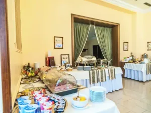 Prodej ubytování, Teplice, Vrchlického, 1500 m2