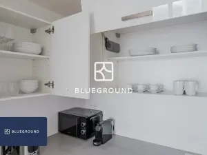 Pronájem bytu 2+kk, Praha - Karlín, Nekvasilova, 56 m2