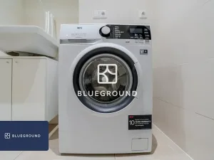 Pronájem bytu 1+kk, Praha - Vršovice, 28. pluku, 37 m2