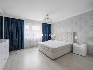 Pronájem bytu 2+kk, Praha - Vysočany, Strnadových, 56 m2