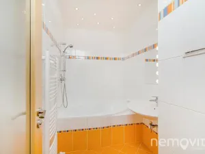 Pronájem bytu 2+kk, Praha - Prosek, Prosecká, 70 m2