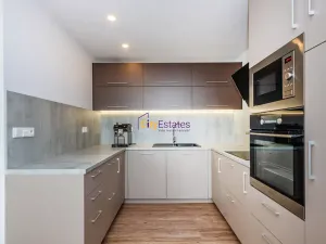 Prodej bytu 3+kk, Praha - Prosek, Lovosická, 67 m2