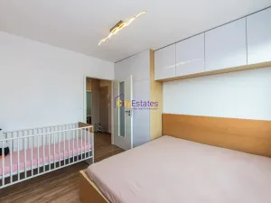 Prodej bytu 3+kk, Praha - Prosek, Lovosická, 67 m2
