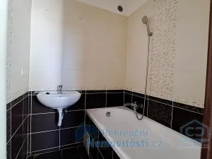 Prodej bytu 2+1, Teplice, Jaselská, 53 m2