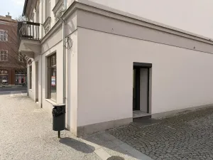 Prodej komerční nemovitosti, Děčín, Husovo nám., 32 m2