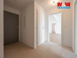 Prodej bytu 3+kk, Benešov, Dukelská, 77 m2