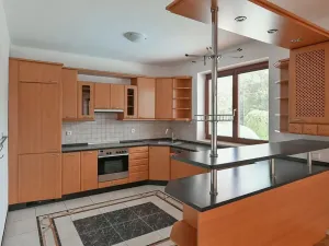 Prodej rodinného domu, Horoměřice, 350 m2