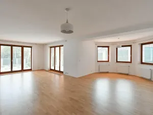 Prodej rodinného domu, Horoměřice, 350 m2