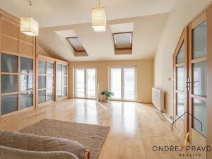 Prodej rodinného domu, Lety, Sokolská, 265 m2