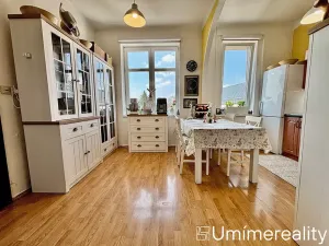 Prodej bytu 3+kk, Dvůr Králové nad Labem, nábřeží Benešovo, 76 m2