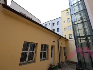 Pronájem bytu 2+kk, Praha - Smíchov, Tomáškova, 44 m2