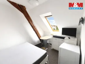 Pronájem bytu 1+kk, Jinočany, Náměstí 5. května, 19 m2