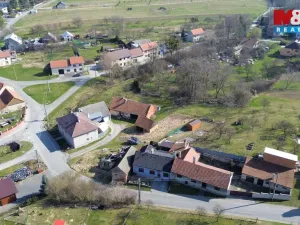 Prodej pozemku, Loukov, 696 m2