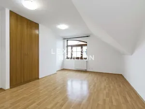 Pronájem vily, Praha - Nebušice, Druhého odboje, 384 m2