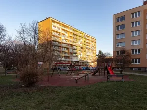 Prodej bytu 3+1, Opava, Holasická, 65 m2