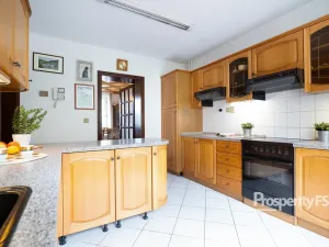 Prodej rodinného domu, Ústí nad Labem - Vaňov, Kruhová, 319 m2