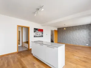 Prodej bytu 2+kk, Praha - Vršovice, Karpatská, 64 m2