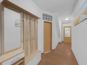 Prodej bytu 3+1, Teplice, U Hadích lázní, 73 m2