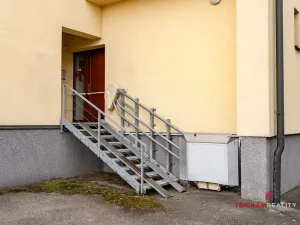 Pronájem bytu 2+kk, Hradec Králové - Roudnička, Roudničská, 41 m2