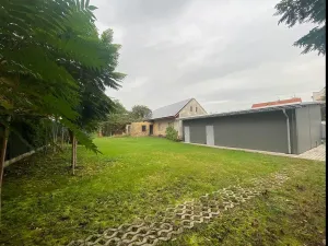 Prodej pozemku, Praha - Modřany, Staromodřanská, 604 m2