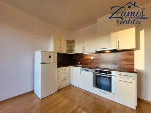 Pronájem bytu 2+kk, Kladno, Generála Selnera, 48 m2