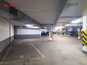 Pronájem bytu 2+kk, Praha - Hlubočepy, Voskovcova, 55 m2