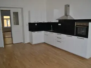 Pronájem bytu 3+1, Praha - Vinohrady, Vinohradská, 119 m2