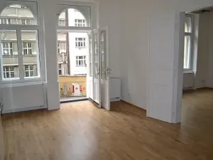 Pronájem bytu 3+1, Praha - Vinohrady, Vinohradská, 119 m2