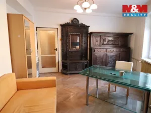 Prodej bytu 2+1, Karlovy Vary, nábřeží Jana Palacha, 63 m2