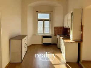 Pronájem bytu 2+1, Moravské Budějovice, nám. ČSA, 70 m2
